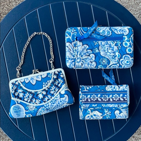Vera Bradley Handbags - Bundle of Vera Bradley Essentials